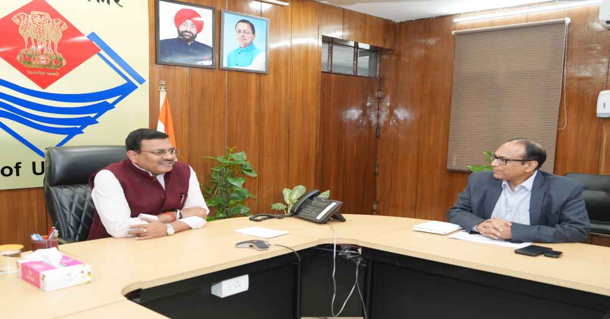 ‘स्कूलों में बुक बैंक बनाएं…’, CS ने शिक्षा विभाग की समीक्षा, कहा- सभी शासकीय विद्यालयों में मूलभूत सुविधाएं उपलब्ध कराएं