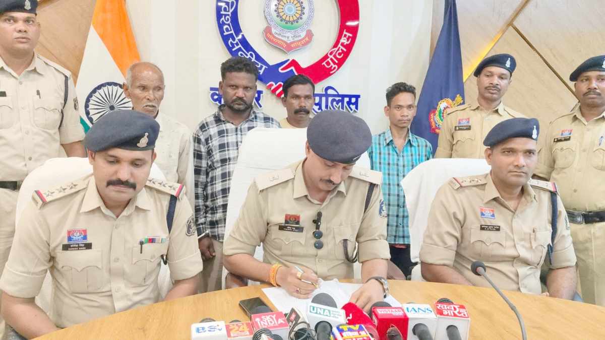 8 माह बाद अंधे कत्ल की गुत्थी सुलझी : सरपंच निकला हत्या का मास्टरमाइंड, जमीन का पैसा हड़पने बुजुर्ग को उतारा था मौत के घाट