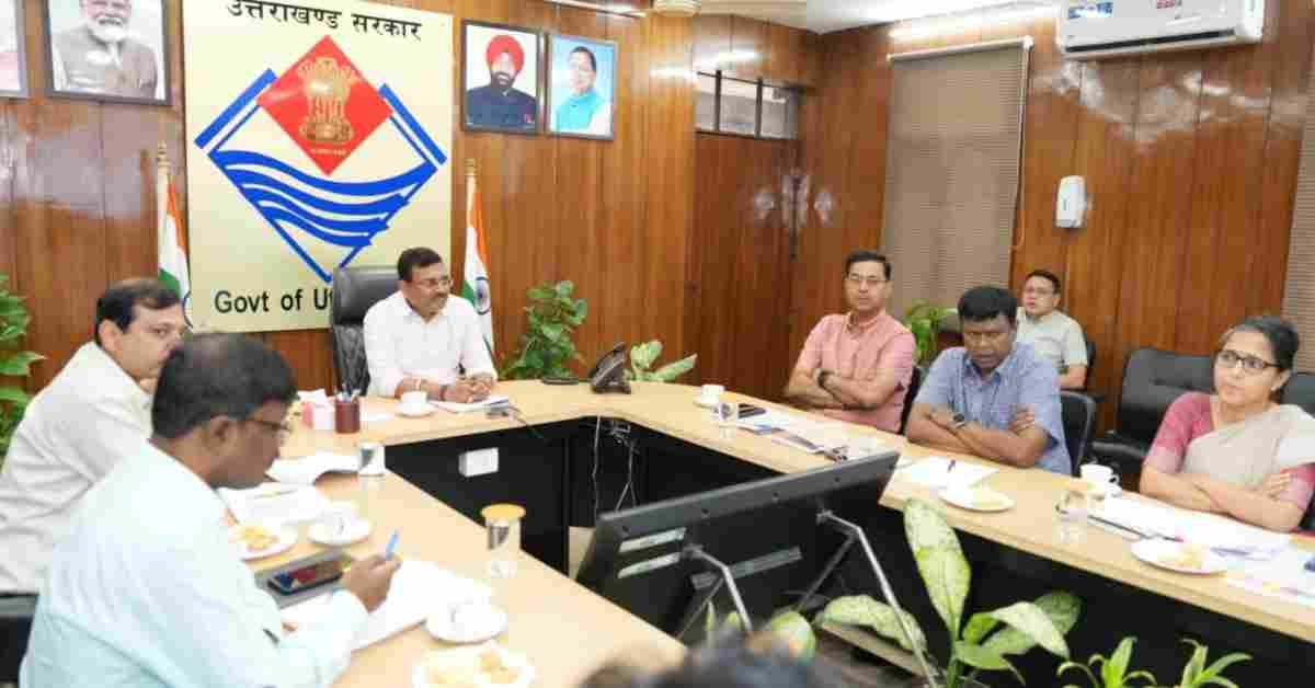 ‘कार्यों में डुप्लीकेसी न हो…’, मुख्य सचिव आनंद बर्द्धन ने अफसरों को दिए कड़े निर्देश, जानिए क्या कहा