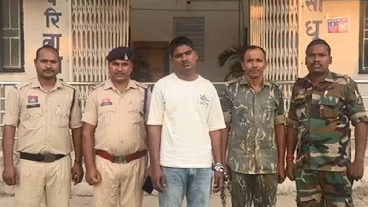 फर्जी निवास प्रमाण पत्र के जरिए सीआरपीएफ में नौकरी, जगदलपुर से गिरफ्तार हुआ जवान…