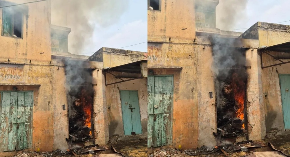 कैथल की पुरानी अनाज मंडी में भीषण आग: बारदाना गोदाम में लाखों का सामान जलकर खाक, मची अफरा-तफरी