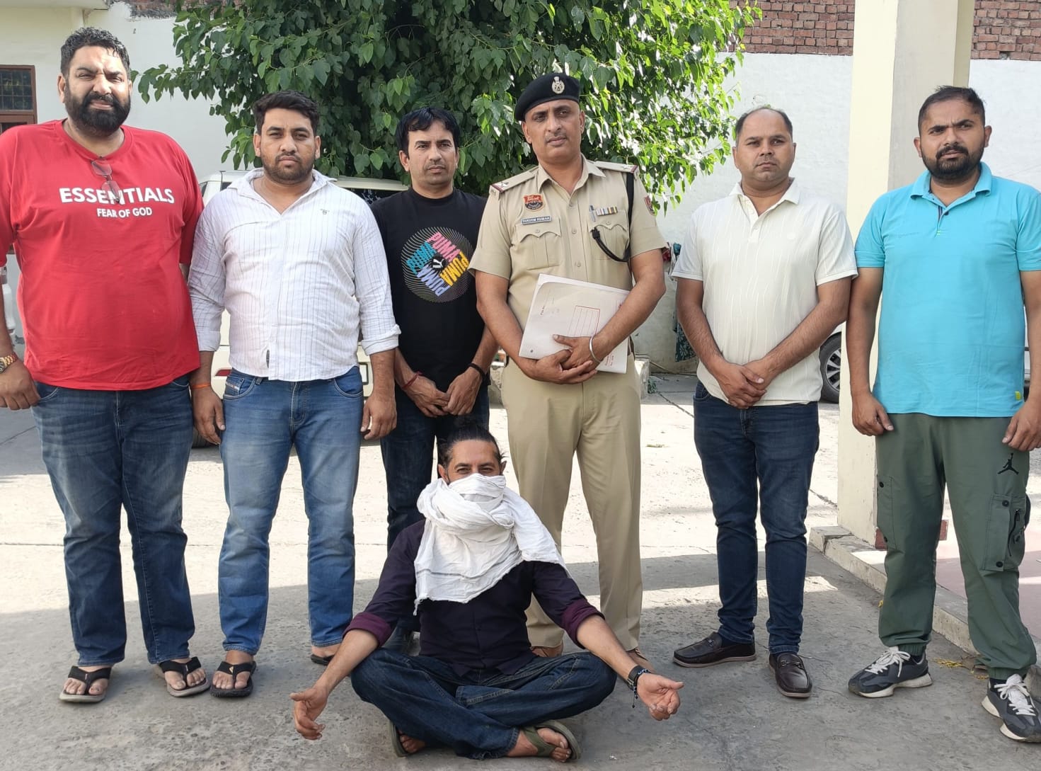 कैथल पुलिस की बड़ी कार्रवाई: विदेशी नशा तस्कर 1 किलो 85 ग्राम चरस सहित गिरफ्तार