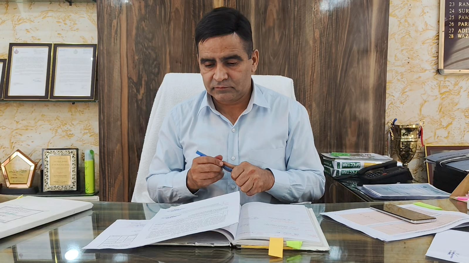 करनाल में पराली जलाने पर सख्ती, 8 किसानों पर केस दर्ज और जुर्माना,172 घटनाएं आई सामने