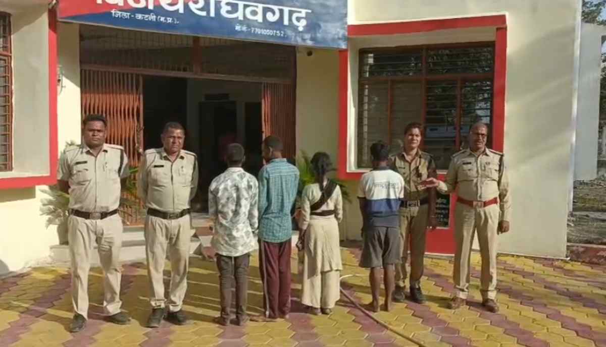 अवैध संबंध बनी मौत की वजह: प्रेमिका ने भाइयों के साथ मिलकर की प्रेमी की हत्या, फिर पेड़ पर लटकाई लाश