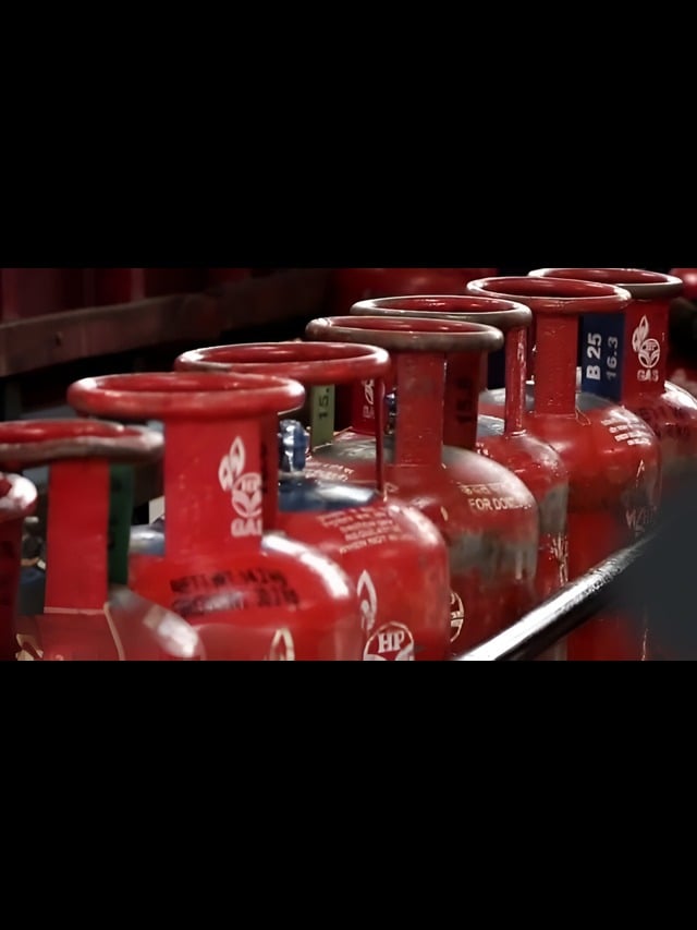 LPG Price Today: पेट्रोल-डीजल के बाद अब घरेलू सिलेंडर की बारी? क्या बढ़ सकते हैं दाम