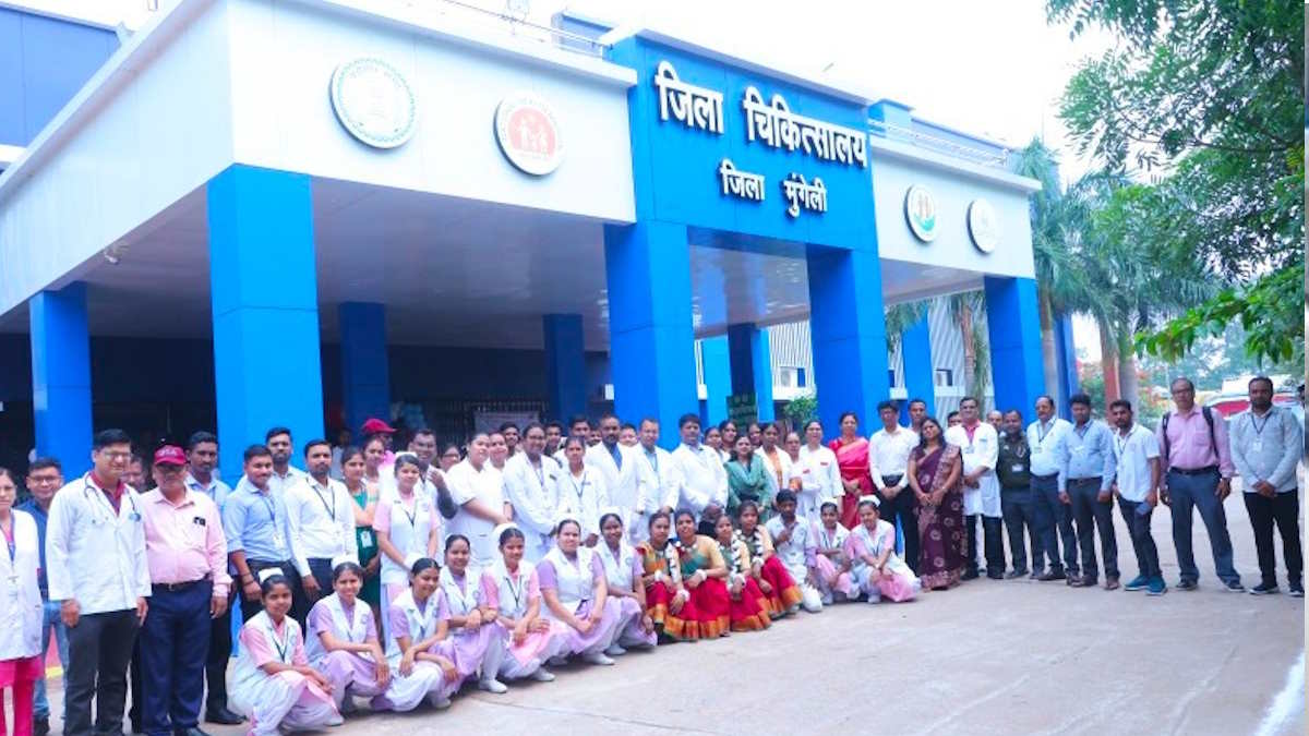 रेफर सेंटर की छवि से उभरा जिला अस्पताल: स्वास्थ्य सेवाओं में मुंगेली बना प्रदेश का मॉडल जिला, राष्ट्रीय स्वास्थ्य कार्यक्रमों के प्रभावी क्रियान्वयन से ‘अचीवर्स’ श्रेणी में शामिल…