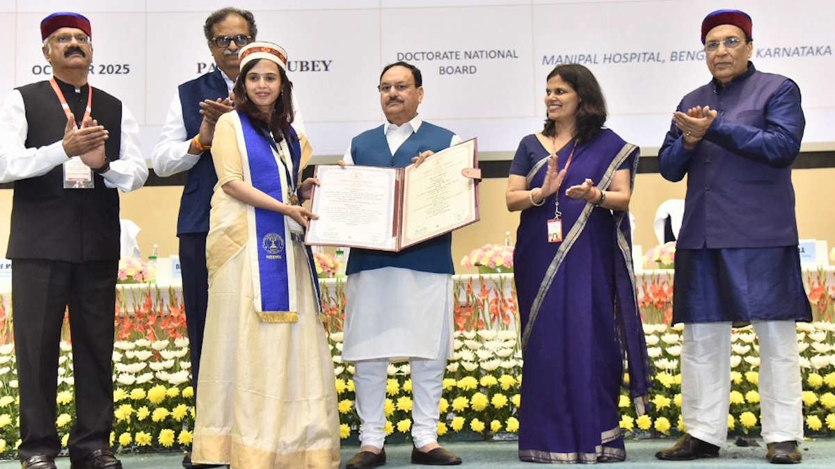 रायपुर की बेटी डॉ. पल्लवी दुबे ने किया कमाल, नेफ्रोलॉजी सुपर स्पेशलिटी कोर्स में हासिल किया ऑल इंडिया रैंक-1…