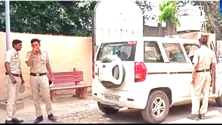 MBBS डॉक्टर ने बॉयफ्रेंड की ब्लैकमेलिंग से परेशान होकर तीसरी मंजिल से लगाई छलांग, जानें मामला