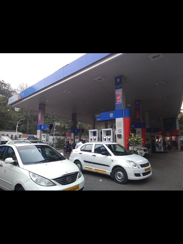 दाम बढ़ने के बाद सबसे महंगा और सबसे सस्ता पेट्रोल कहां मिल रहा है?
