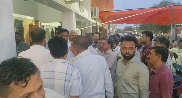 करनाल की अनाज मंडी में पंडित प्रदीप मिश्रा की शिव महापुराण कथा के दौरान बवाल, दान कार्यालय में मारपीट और तोड़फोड़