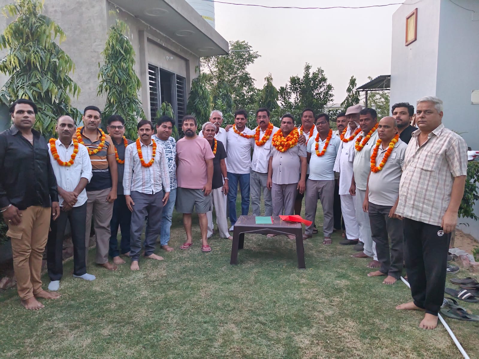 रेवाड़ी: केशव कुंज RWA की नई कार्यकारिणी घोषित, मुकेश कुमार बने निर्विरोध प्रधान, पदाधिकारियों ने लिया विकास का संकल्प