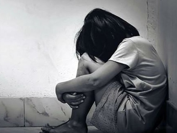 सिरसा में ढोंगी तांत्रिक की शर्मनाक करतूत: झाड़-फूंक के बहाने नाबालिग छात्रा से दुष्कर्म, आरोपी गिरफ्तार