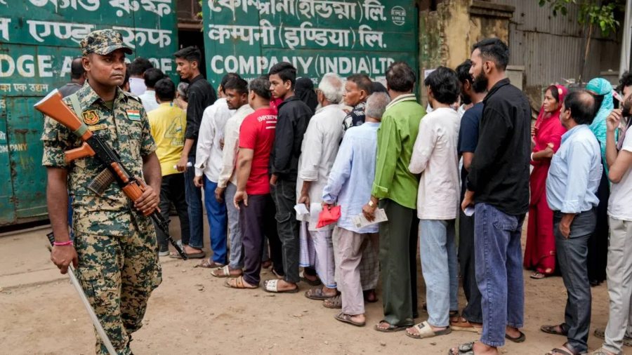 पश्चिम बंगाल की दो विधानसभा सीटों के 15 बूथों पर कल दोबारा होगी वोटिंग, गड़बड़ी के लगे थे आरोप