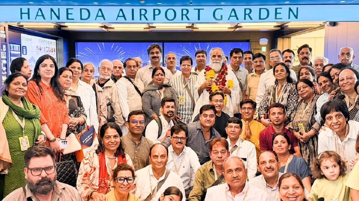 जापान पहुंचा हरियाणा का प्रतिनिधिमंडल, टोक्यो एयरपोर्ट पर हुआ अंतरराष्ट्रीय गीता महोत्सव का भव्य स्वागत