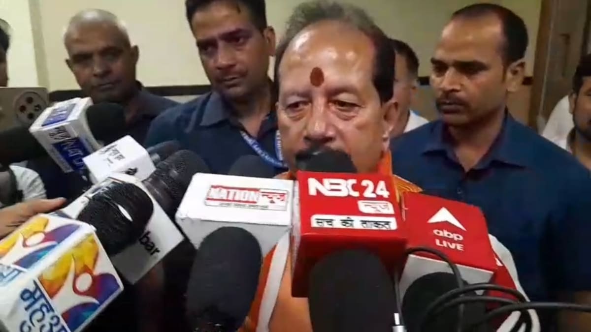 ​बिहार में कृषि का नया अध्याय: कृषि मंत्री ने शुरू किया खेत बचाओ अभियान, औषधीय खेती पर जोर