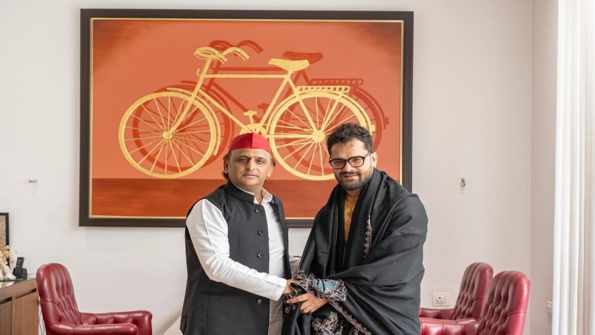 ​क्या राजनीति में एंट्री करेंगे खेसारी लाल? अखिलेश यादव के साथ रिश्ते पर सुपरस्टार ने तोड़ी चुप्पी