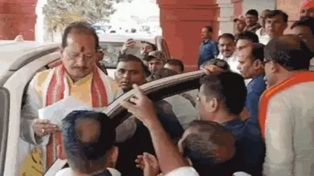 मुजफ्फरपुर हादसे पर दुखी हैं मंत्री विजय सिन्हा, बोले- पीड़ितों को राहत और दोषियों को कड़ी सजा हमारी प्राथमिकता