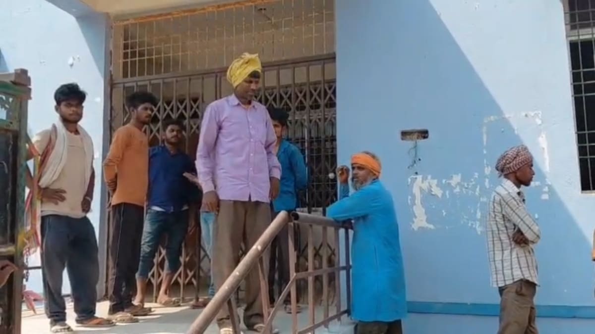 ​सासाराम में खाना बनाते समय ढही कच्चे घर की दीवार, मलबे में दबकर महिला की मौत