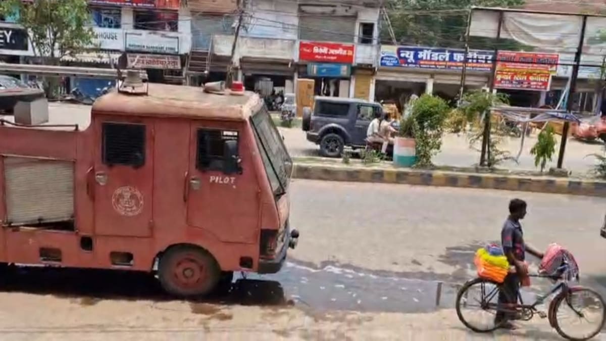 बेगूसराय में RJD विधायक के मॉल में भीषण अग्निकांड, करोड़ों की संपत्ति राख