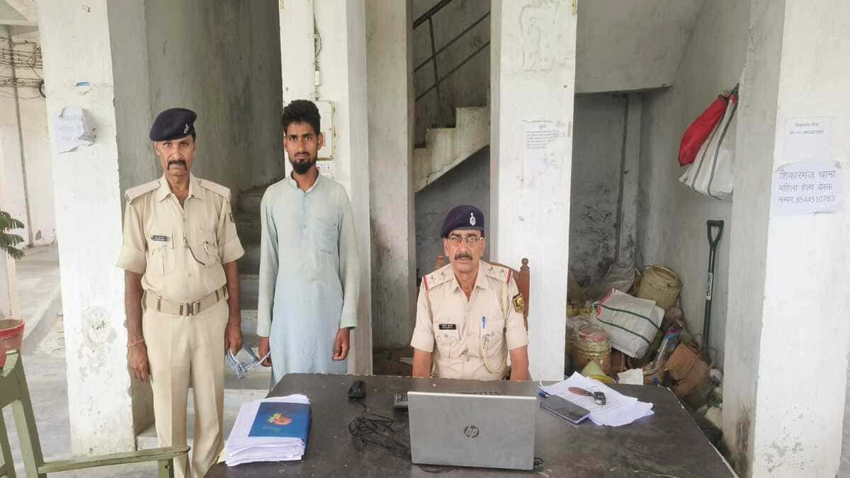 पूर्वी चंपारण में शर्मनाक घटना: प्रेम प्रसंग का झांसा देकर नाबालिग लड़कियों के अपहरण का प्रयास, पुलिस ने आरोपी को दबोचा