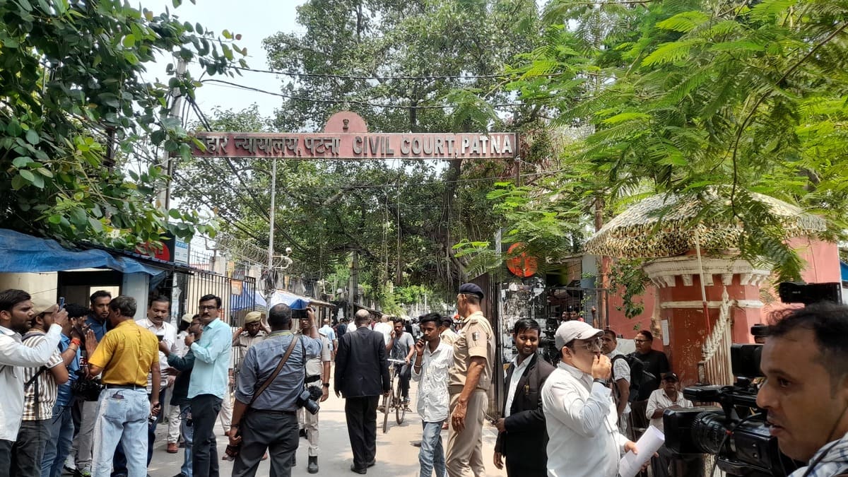 Breaking: पटना फायरिंग मामला: खान सर सिविल कोर्ट में सरेंडर करेंगे, जानिए क्या है पूरा मामला