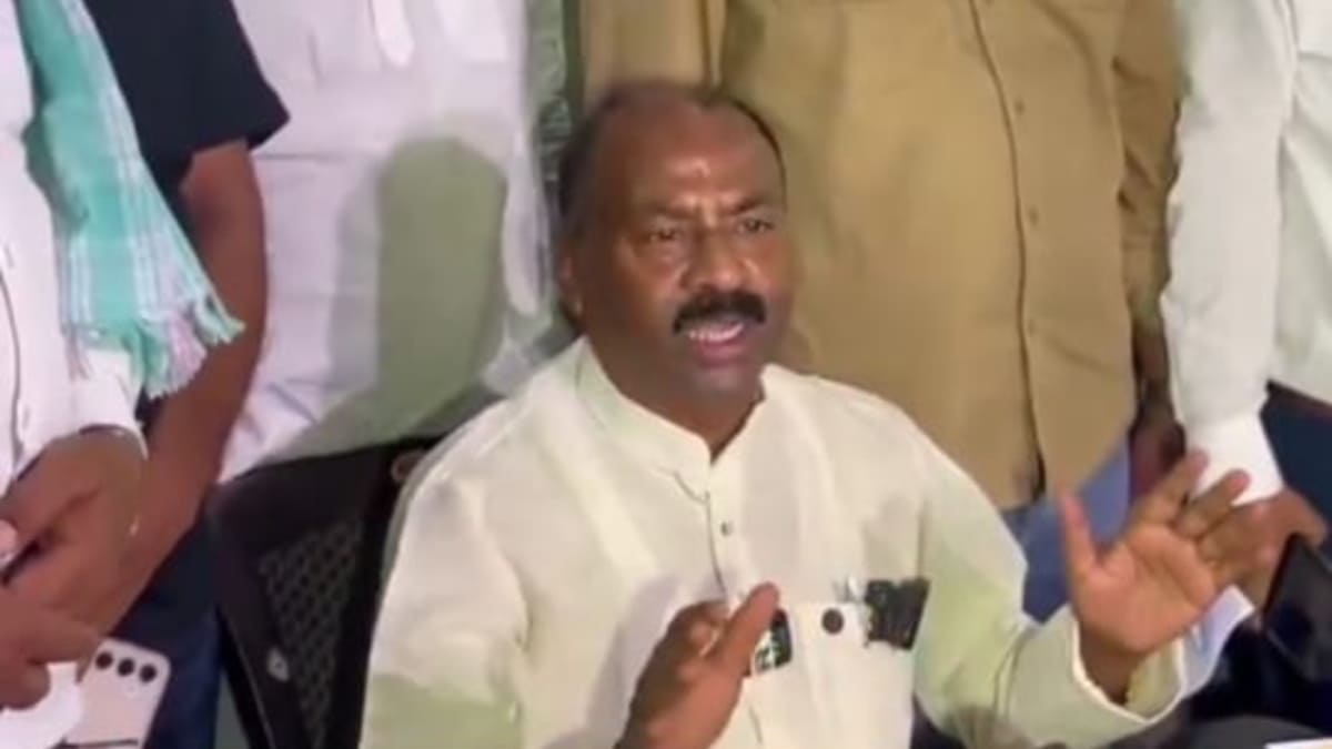 टिकट की उम्मीद टूटी तो मीडिया के सामने फूट फूट कर रो पड़े शिव चंद्र राम, जानें क्या लगाया राजद पर आरोप, दिया पद से इस्तीफा