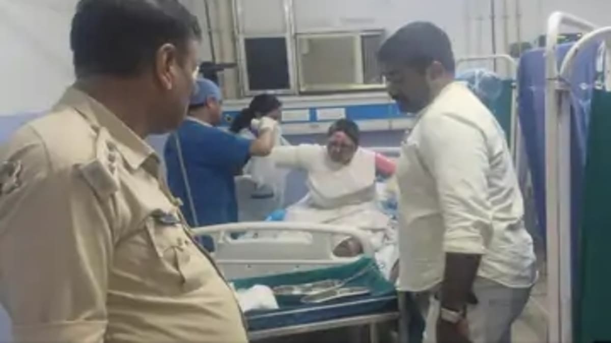 ​पटना के दानापुर में बड़ा हादसा: फ्रिज के धमाके से घर में लगी आग, लाखों का सामान राख, तीन लोग झुलसे