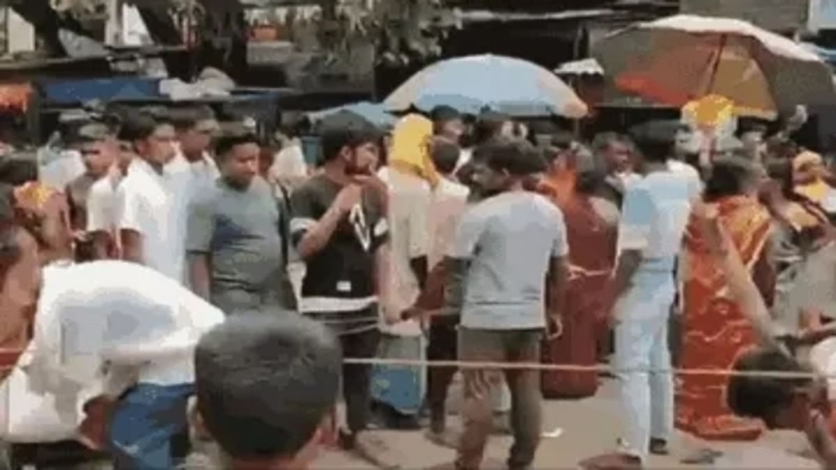 10 रुपये की बहस ने उजाड़ा परिवार: इकलौते कमाऊ सदस्य की हत्या के बाद नवादा में हंगामा, 3 गिरफ्तार