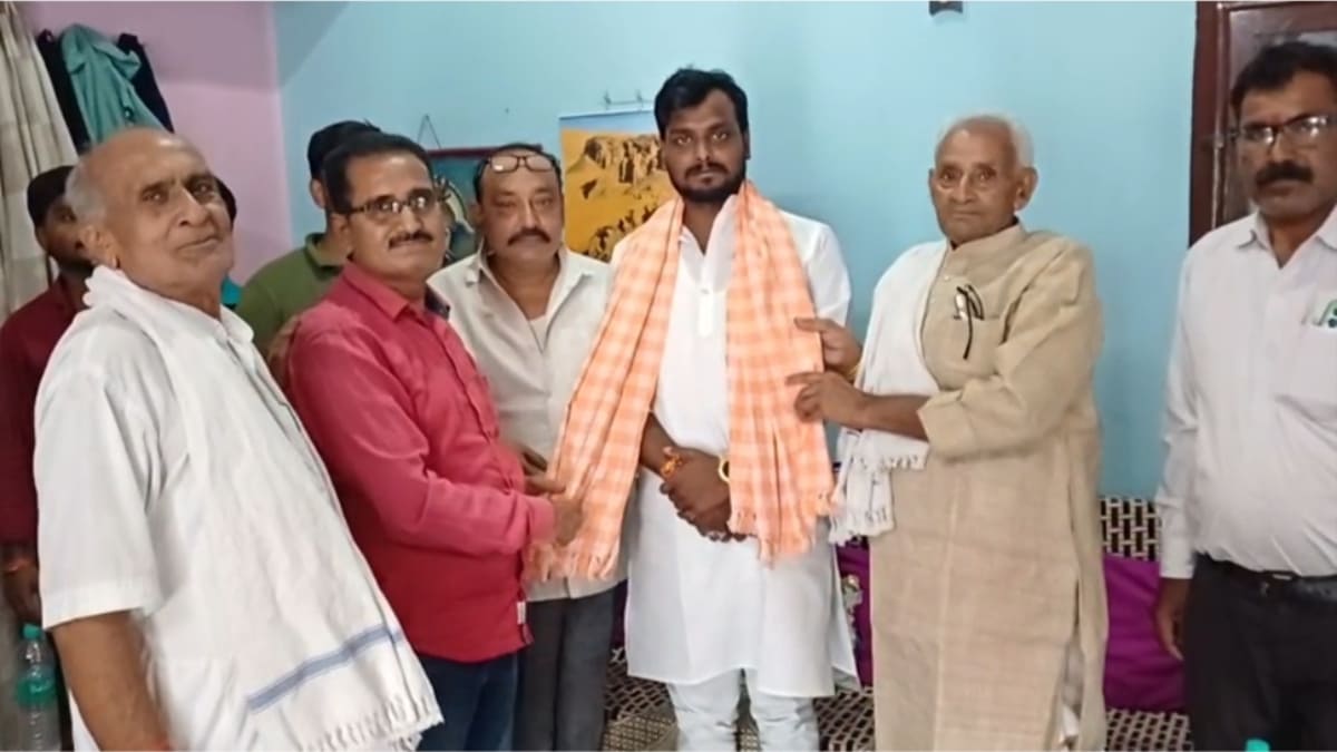 गरीब चौपाल यात्रा: मशरक में HAM की बैठक, मंत्री संतोष सुमन के आगमन की तैयारी जोरों पर