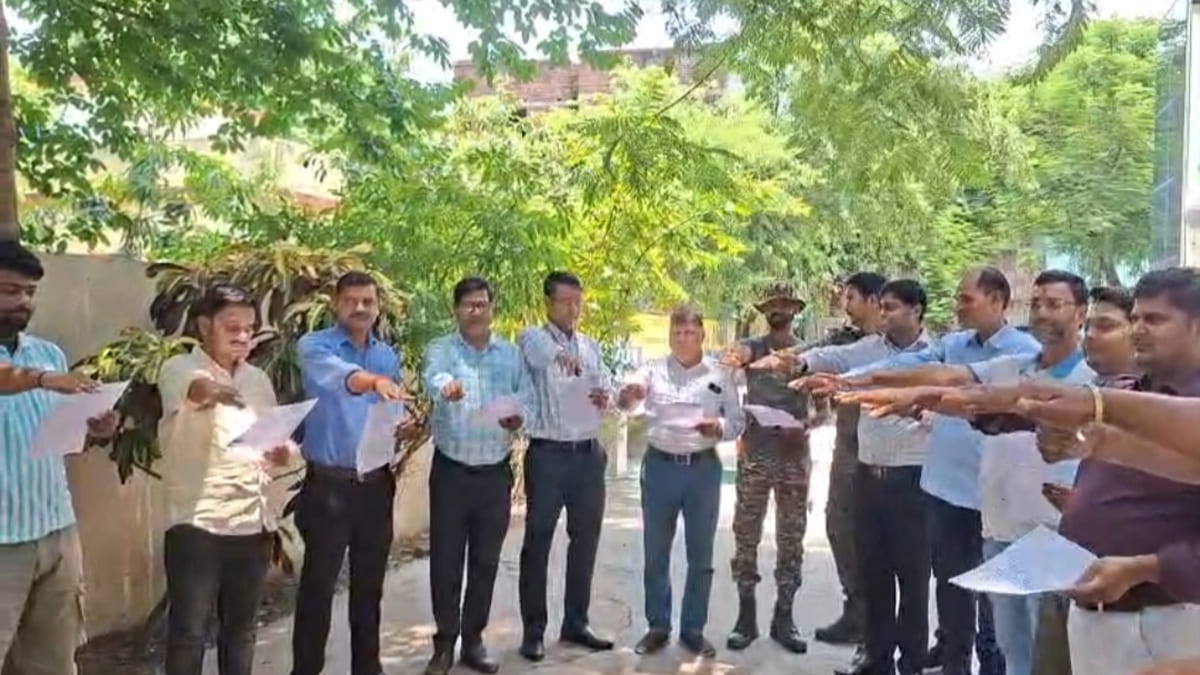 ​बाल श्रम के खिलाफ रोहतास परिवहन विभाग सख्त: नाबालिगों के वाहन चलाने पर होगी कठोर कार्रवाई
