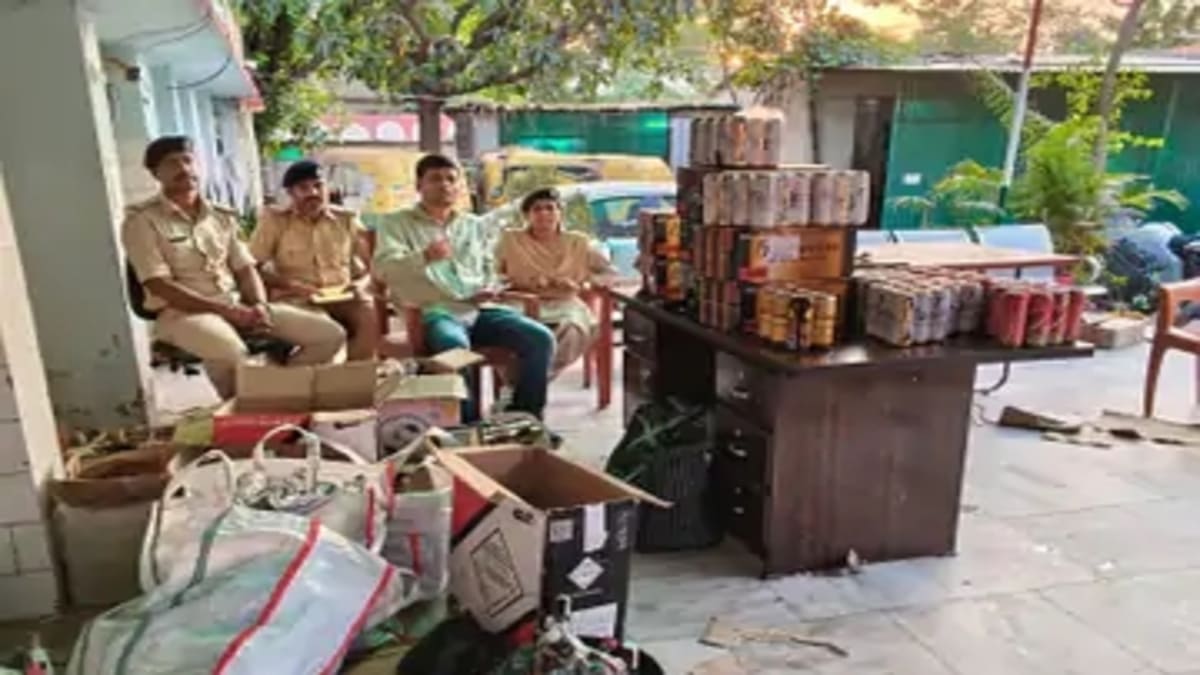 पटना के शास्त्रीनगर में गैस सिलेंडर और शराब की कालाबाजारी का भंडाफोड़, पति-पत्नी गिरफ्तार