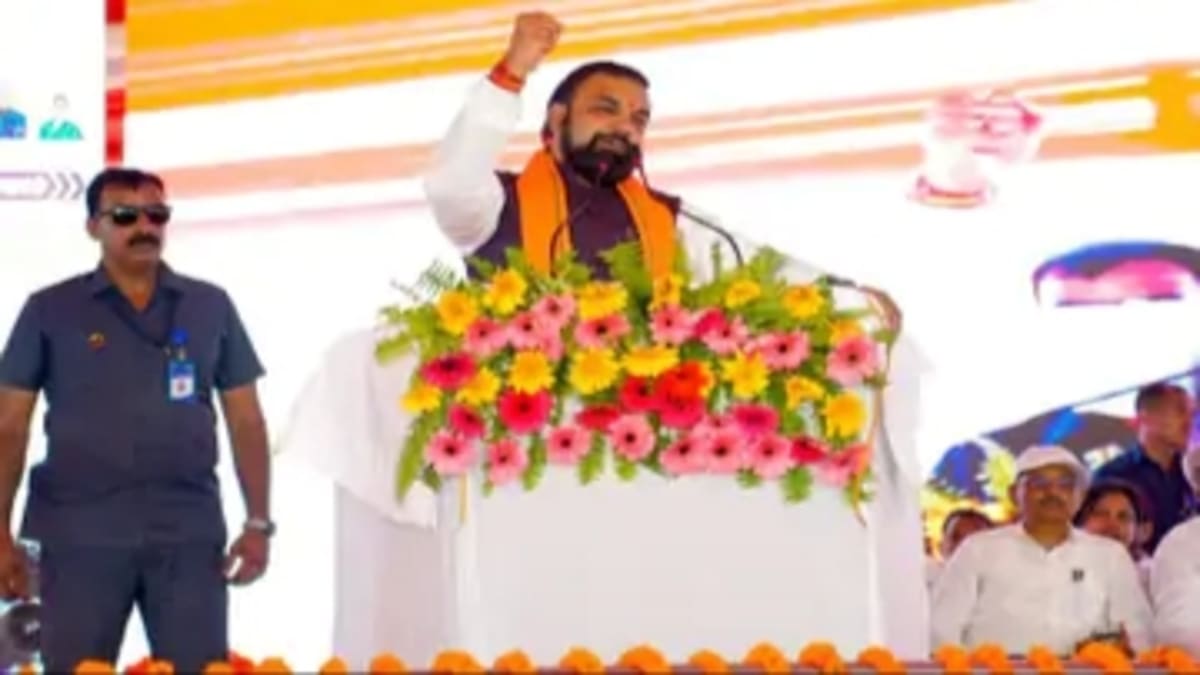 बिहार में अपराधियों पर CM की सख्त कार्रवाई, बोले- कचरा साफ कर गंगा में विसर्जित कर दूंगा, विकास कार्यों को भी दी गति