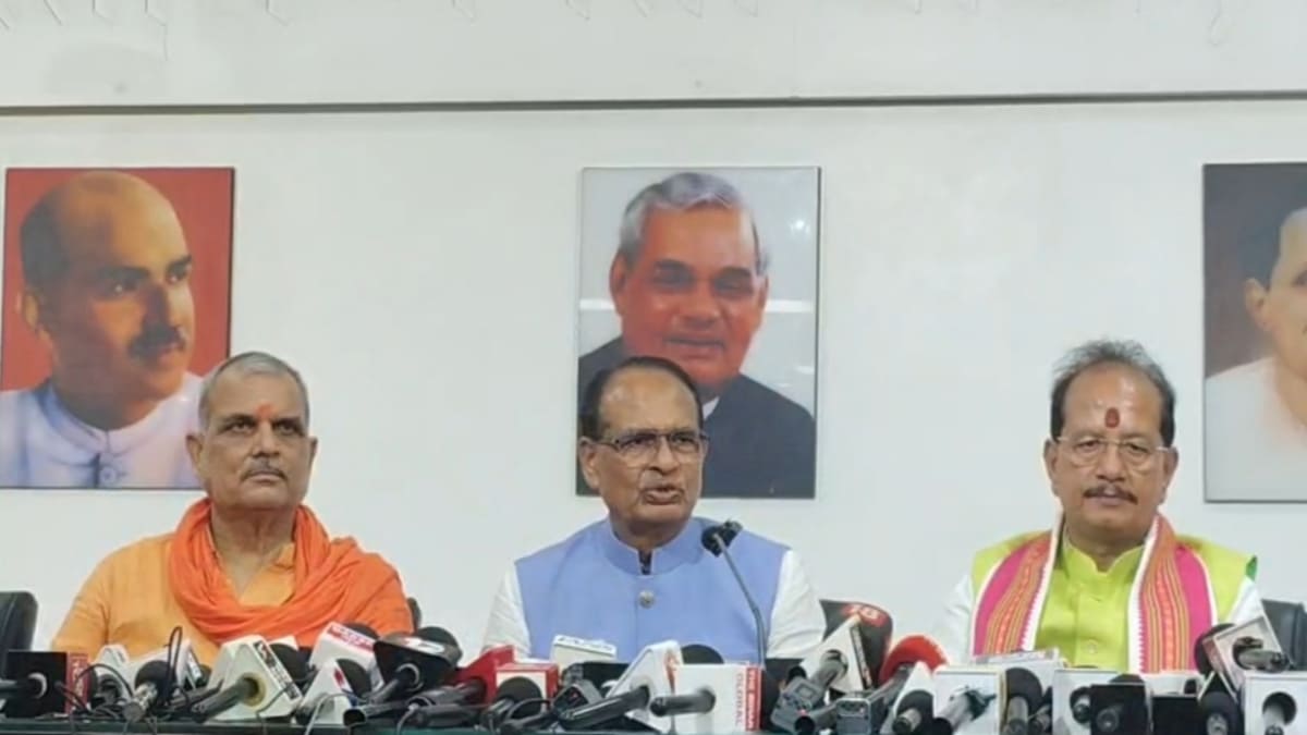 ​पटना में कृषि मंत्री शिवराज सिंह चौहान ने गिनाई मोदी सरकार की उपलब्धियां, बोले- 12 वर्षों में बदली देश की तस्वीर
