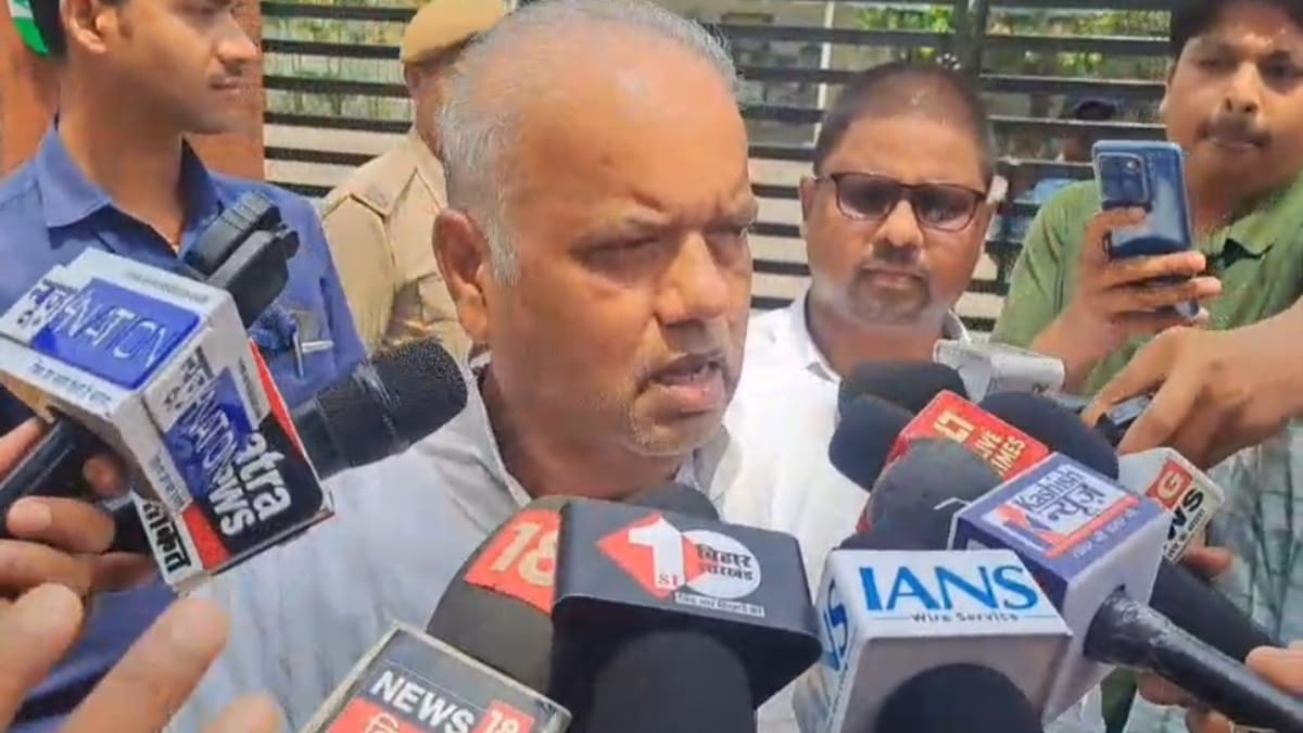 ​जेडीयू की महाबैठक, नीतीश कुमार फिर संभालेंगे राष्ट्रीय अध्यक्ष की कमान, मंत्री श्रवण कुमार ने दिए संकेत