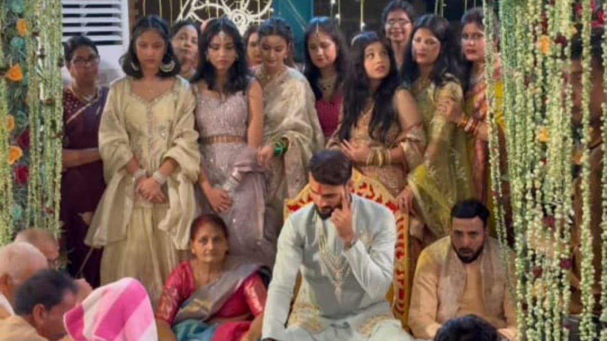 भारतीय क्रिकेटर आकाशदीप का भव्य तिलक समारोह संपन्न, 24 जून को होगी शादी