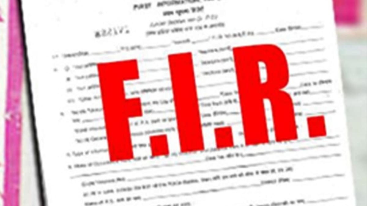 जमीन विवाद में बड़ा एक्शन, 3 सीओ और 3 राजस्व कर्मियों समेत 55 पर FIR
