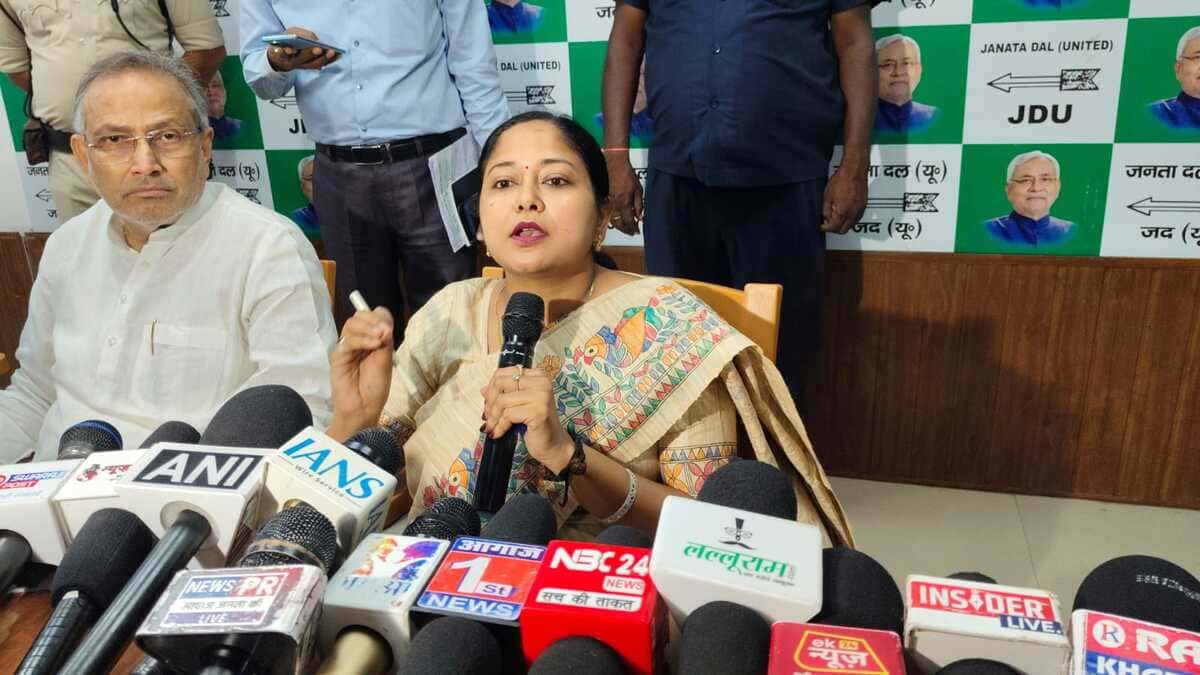 बिहार में आंगनबाड़ी केंद्रों की अब होगी ऑनलाइन निगरानी, मंत्री श्वेता गुप्ता ने दिए सख्त निर्देश