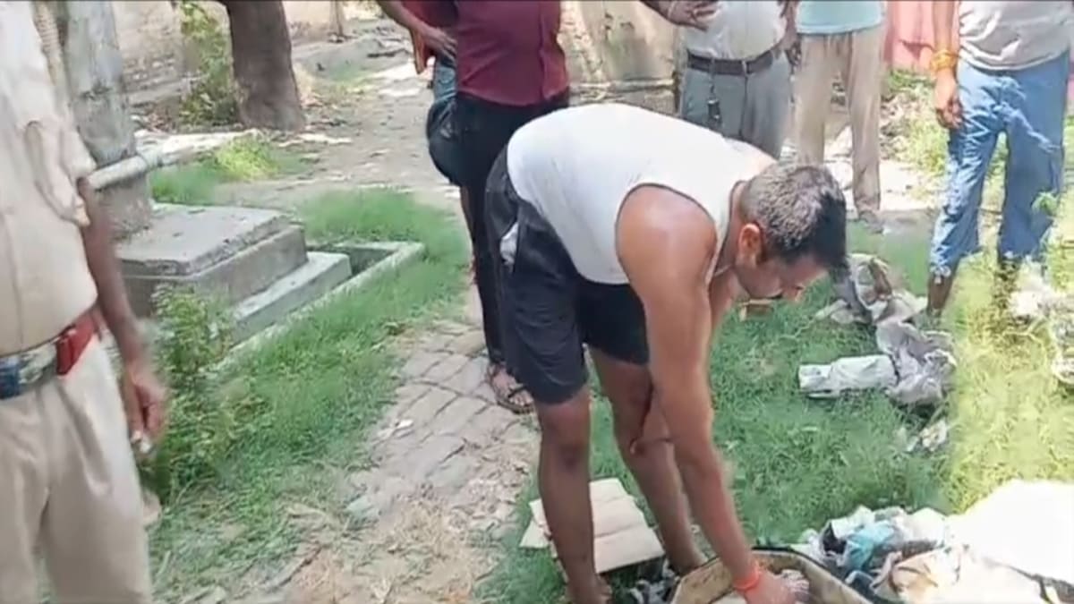 मोतिहारी पुलिस का एक्शन: सुगौली में 122 लीटर से अधिक शराब जब्त कर नष्ट की गई