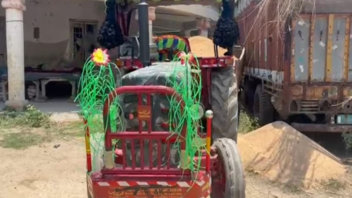 ​कैमूर में पुलिस की नाक के नीचे से चोरी हो रही थी जब्त बालू, वायरल वीडियो देख एसपी हुए सख्त, जांच के दिए आदेश