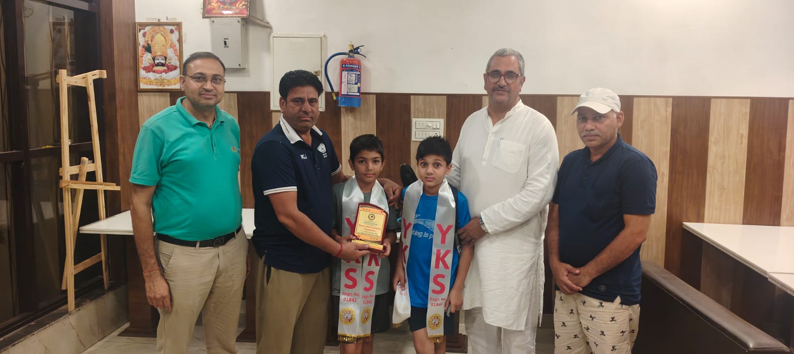 जिला बैडमिंटन चैंपियनशिप में ऋतिक शेषमां ने जीता रजत पदक, गांव लेघां भानान का बढ़ाया मान