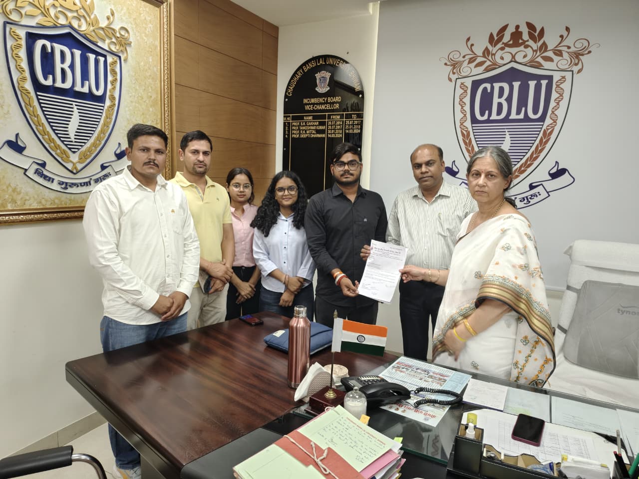 बीएड और नेट परीक्षा तिथि टकराव पर एबीवीपी ने सौंपा ज्ञापन, छात्रों ने की तारीख बदलने की मांग