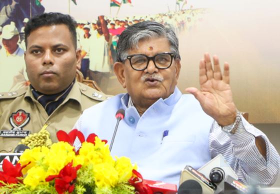 पंजाब के राज्यपाल से मिले किसान नेता, भारत-अमेरिका ट्रेड डील, MSP और पंजाब के जल संकट पर उठाई आवाज