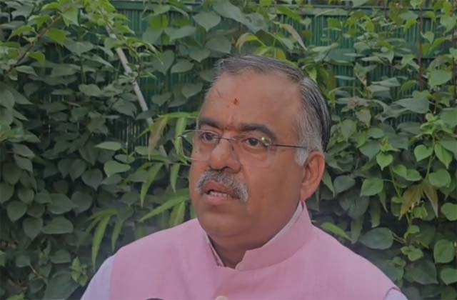 नीट पुनर्परीक्षा से पहले राहुल गांधी पर बरसे तरुण चुघ, बोले- छात्रों की एकाग्रता भंग कर रहे हैं