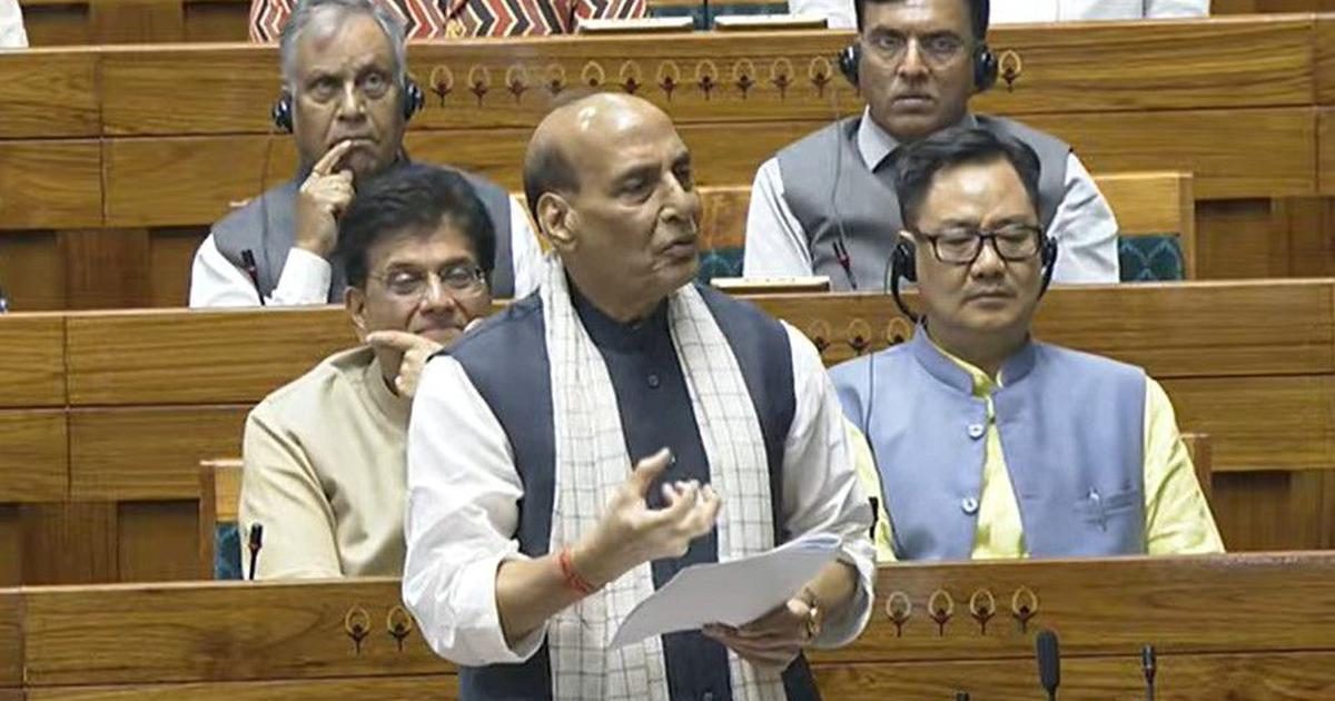 कांग्रेस बोली- ‘राजनाथ सिंह ने ऑपरेशन सिंदूर के शहीदों की जानकारी छिपाई’, मंत्रालय ने कहा – रक्षा मंत्री का बयान गलत तरीके से दिखाया