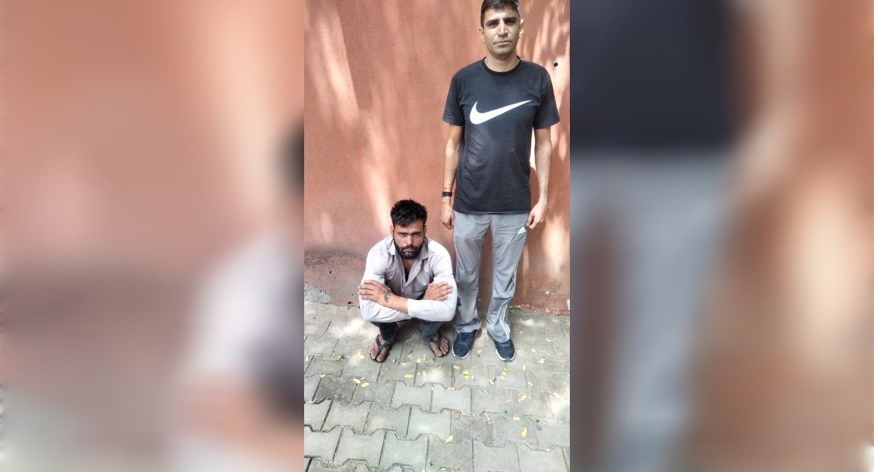 Gurugram Crime Update: गुरुग्राम में चेन स्नैचिंग गैंग पर पुलिस का बड़ा एक्शन, बाइक सवार झपटमार गिरोह का दूसरा आरोपी हरीश भी गिरफ्तार