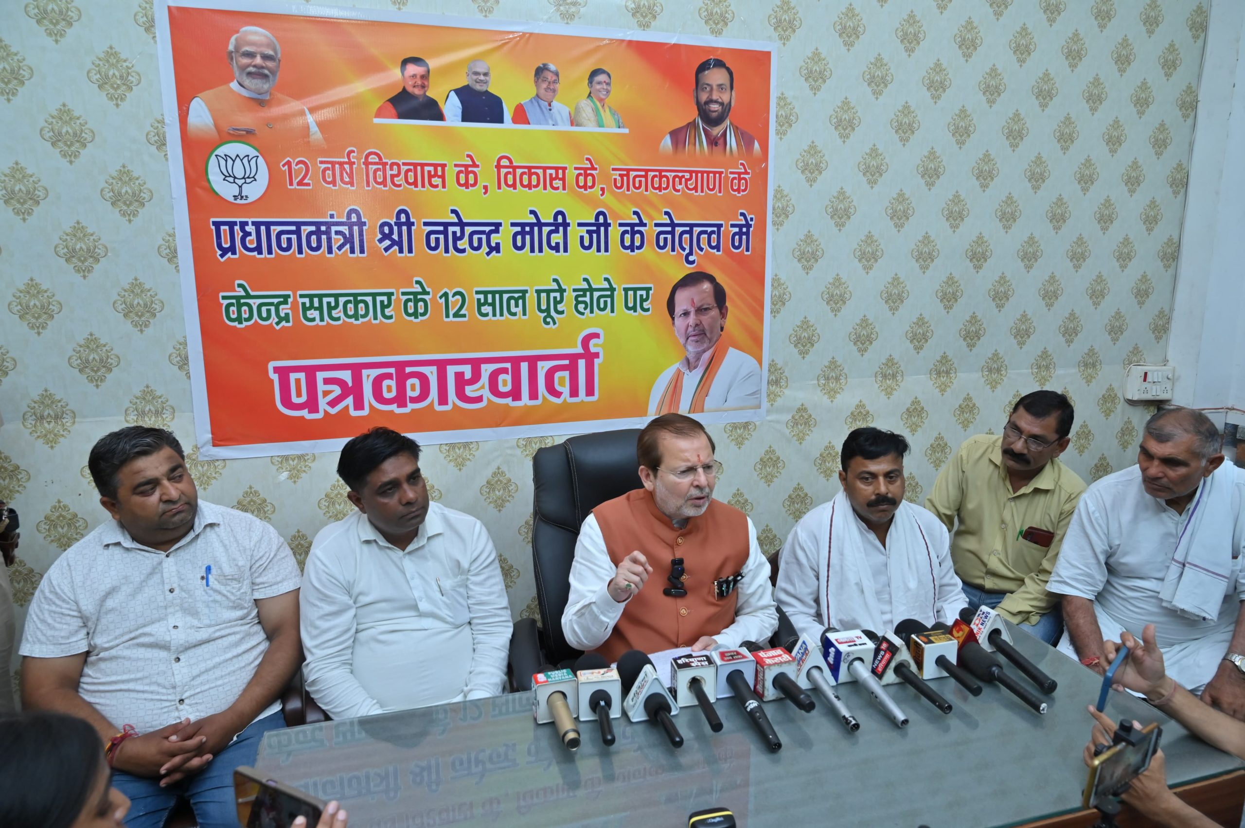 गोहाना में प्रेस कॉन्फ्रेंस: सहकारिता मंत्री ने गिनाईं केंद्र और हरियाणा की उपलब्धियां, कहा- देश में आई है बड़ी इंफ्रास्ट्रक्चर क्रांति