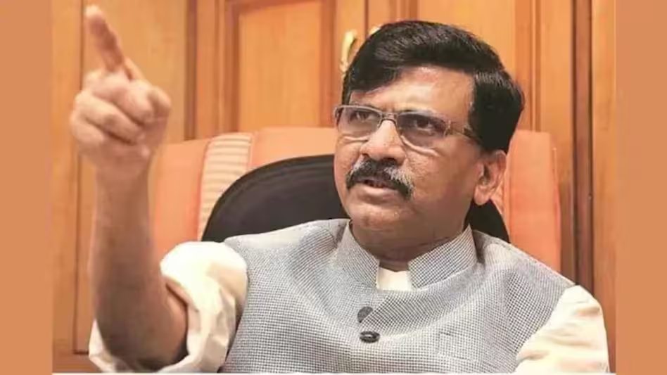 बागी सांसदों पर संजय राउत का दूसरा दिन भी हमला, कहा- पार्टी छोड़ने वाले ‘डरपोक ****’