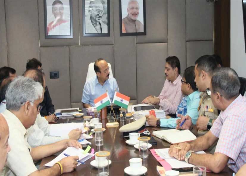 कोचिंग संस्थानों की सुरक्षा खामियों पर दिल्ली सरकार सख्त, मंत्री आशीष सूद ने विभागों को दिए निर्देश