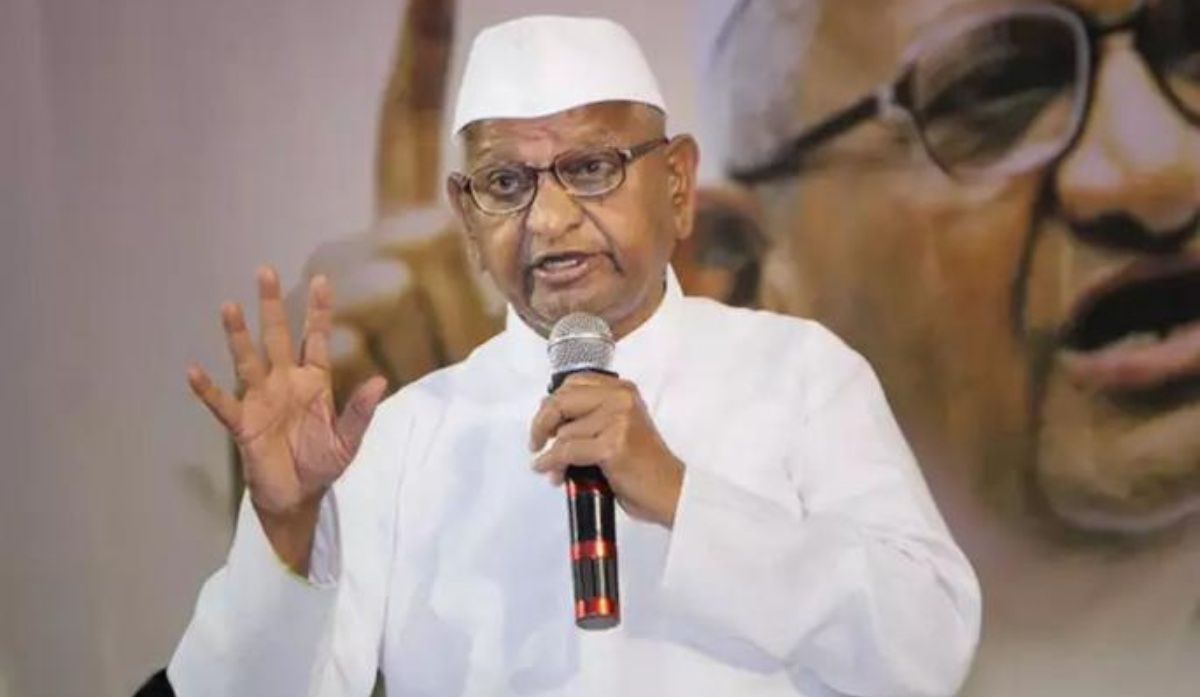 अन्ना हजारे फिर भूख हड़ताल करेंगे: देवेंद्र फडणवीस सरकार के खिलाफ विरोध का झंडा करेंगे बुलंद