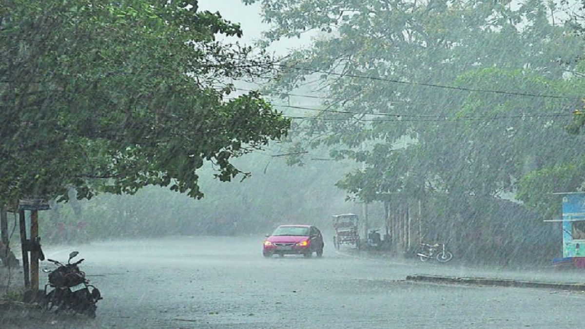 Bihar Today Weather: बिहार के सभी 38 जिलों में अलर्ट जारी, पटना में सुबह से हो रही झमाझम बारिश